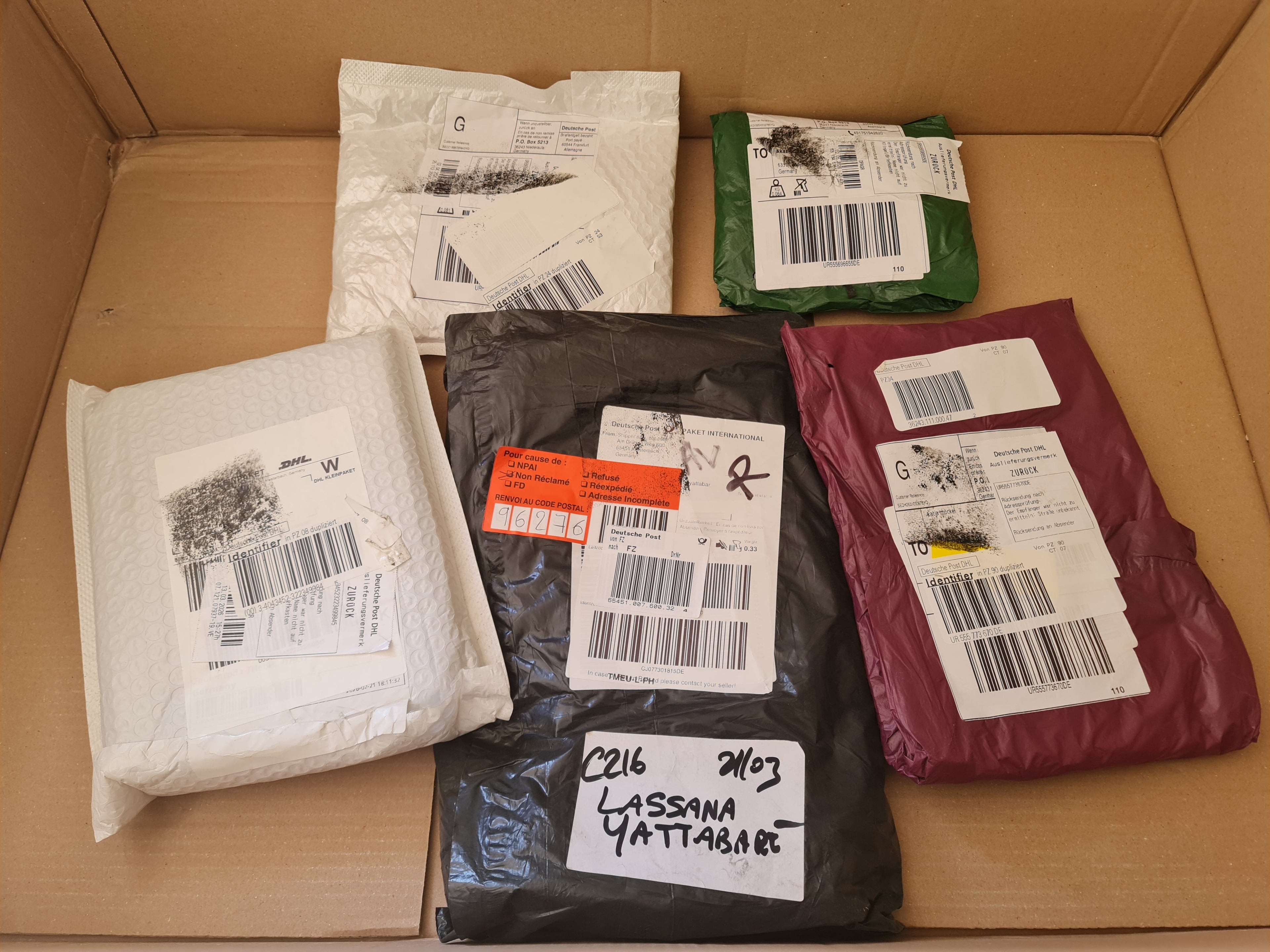Echte Mystery Packs Überraschungspakete nicht zugestellte Pakete 0.8 kg