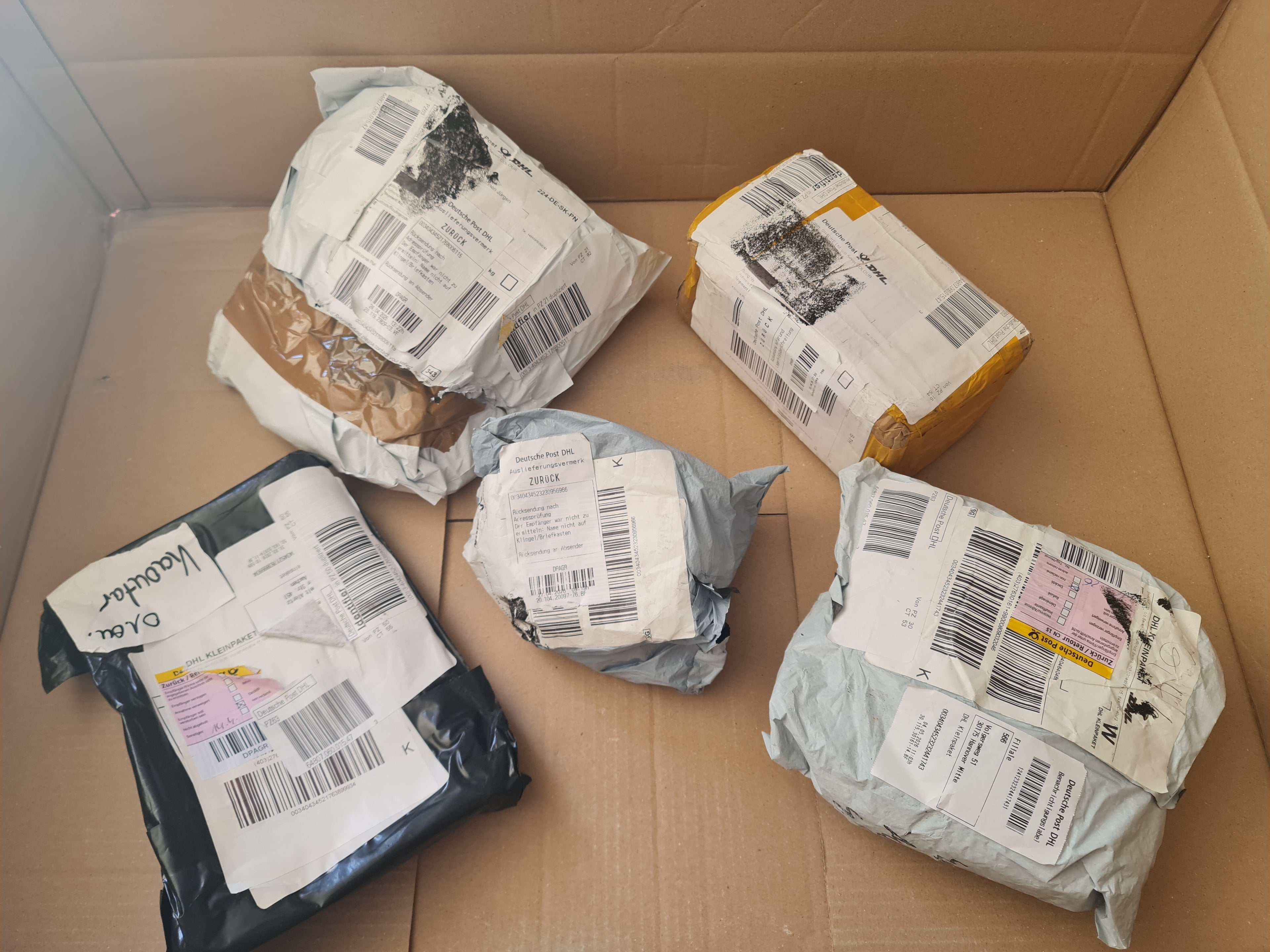 Echte Mystery Packs Überraschungspakete nicht zugestellte Pakete 1.7 kg