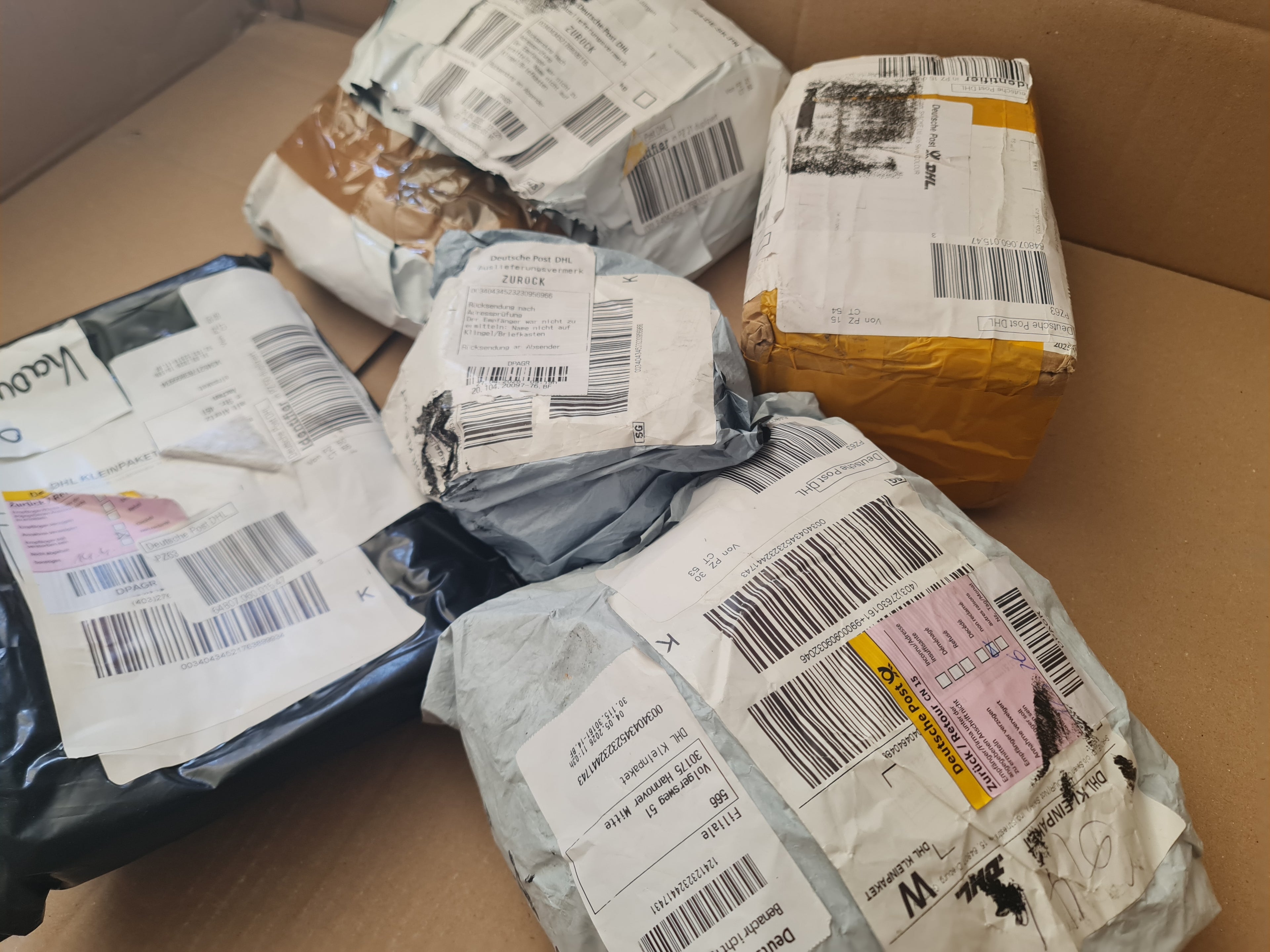 Echte Mystery Packs Überraschungspakete nicht zugestellte Pakete 1.7 kg
